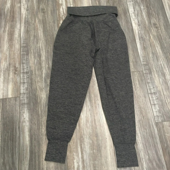 EUC OFFLINE By Aerie The Hugger Jogger XS - Picture 4 of 8